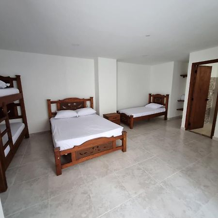 Hotel Antonella Plaza Pinchote Екстериор снимка